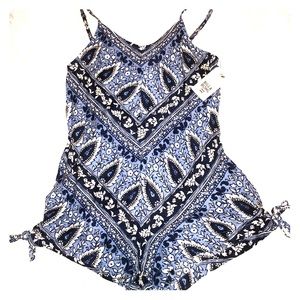 Billabong romper (brand new)